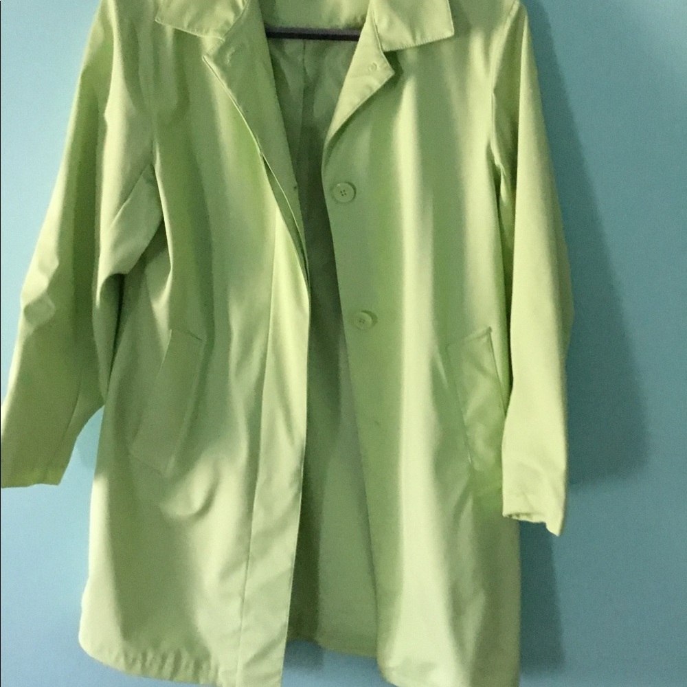 Dress Barn Waterproof Green Raincoat Medium